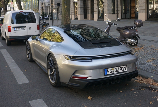 Porsche 992 GT3 Touring