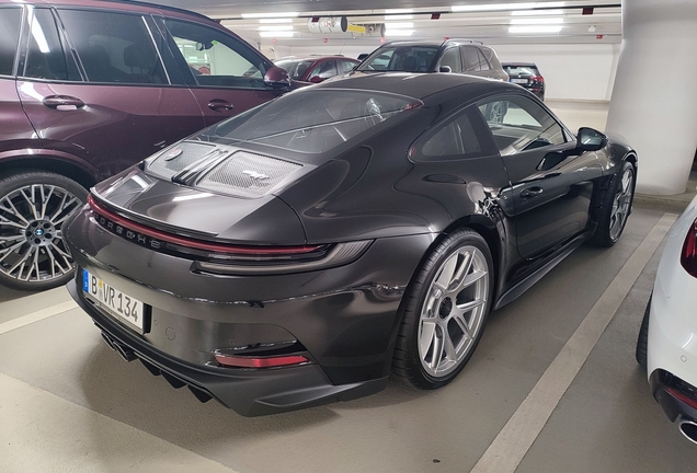 Porsche 992 S/T