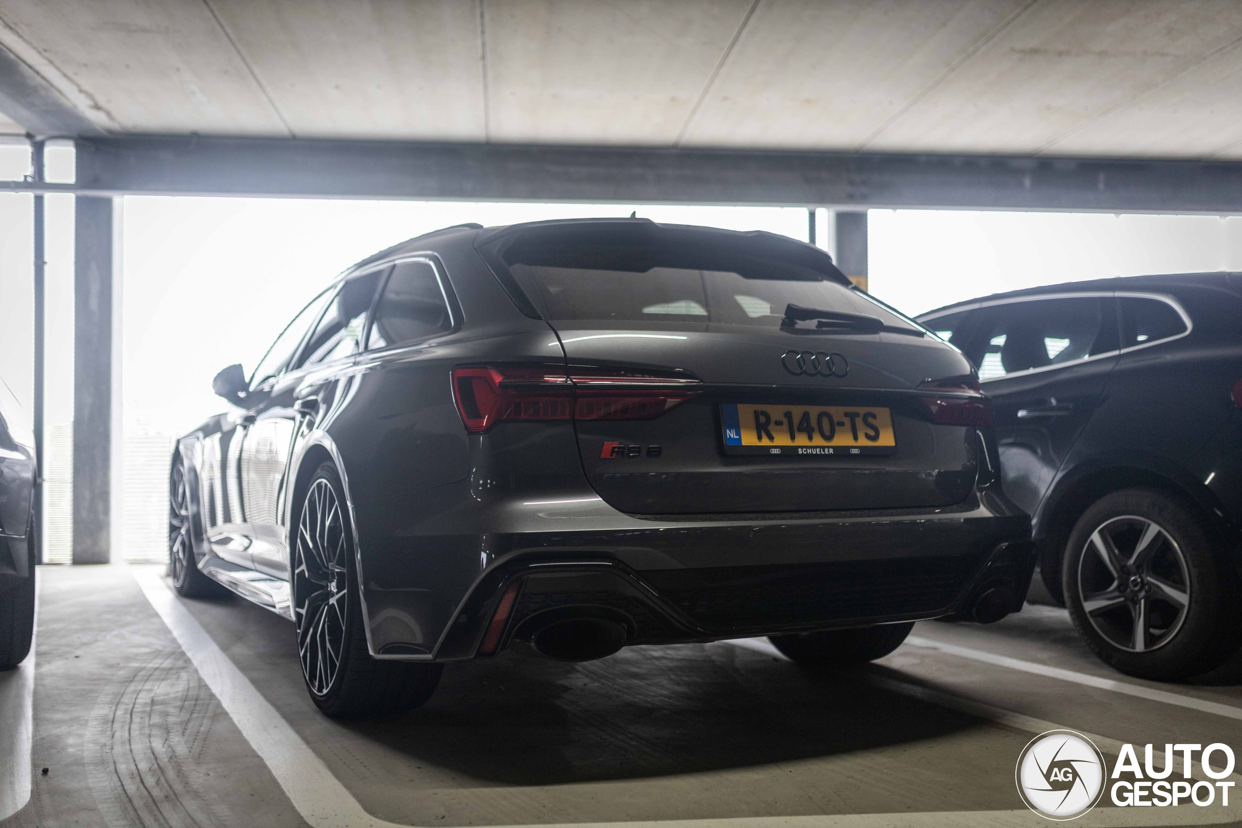 Audi RS6 Avant C8