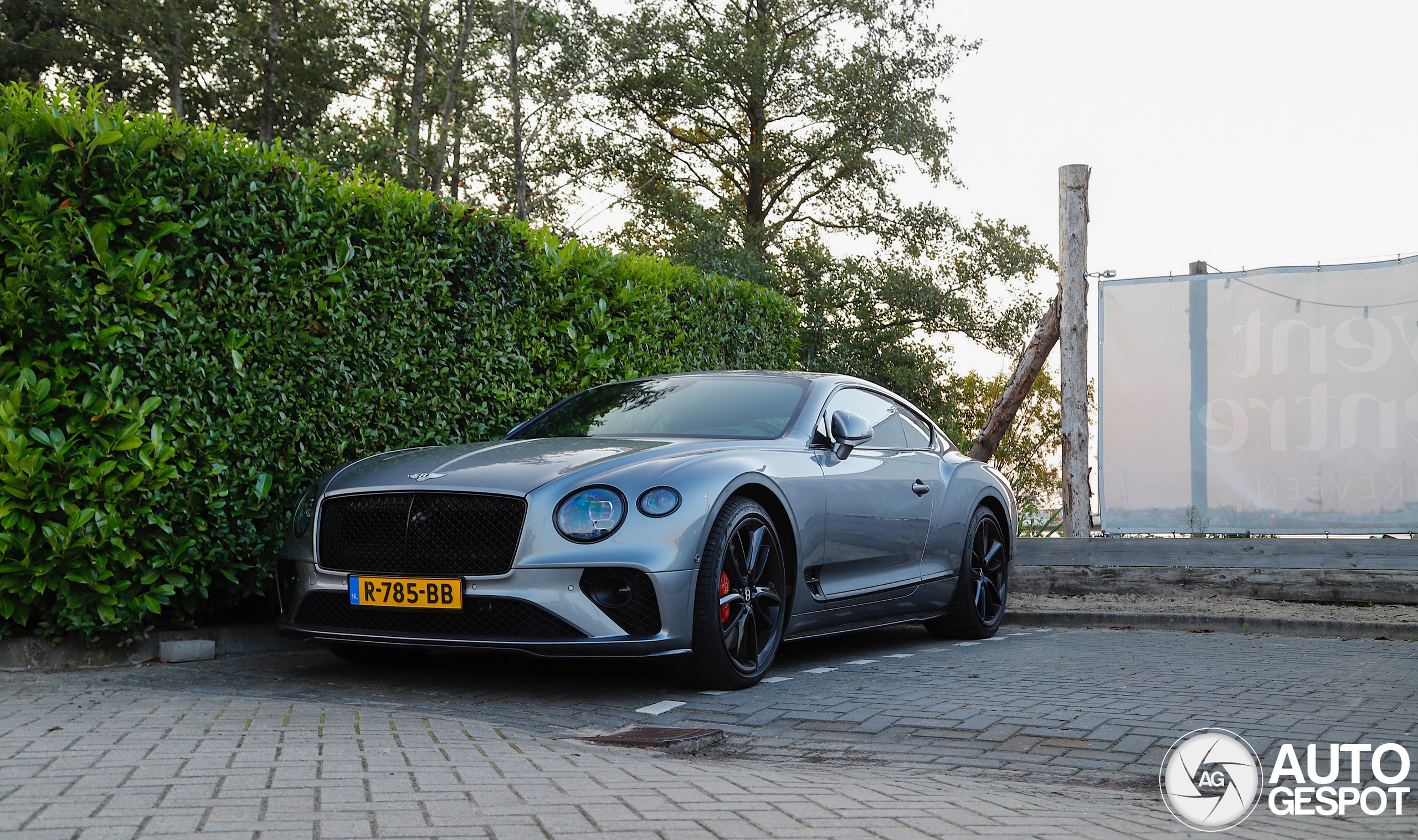 Bentley Continental GT V8 2020