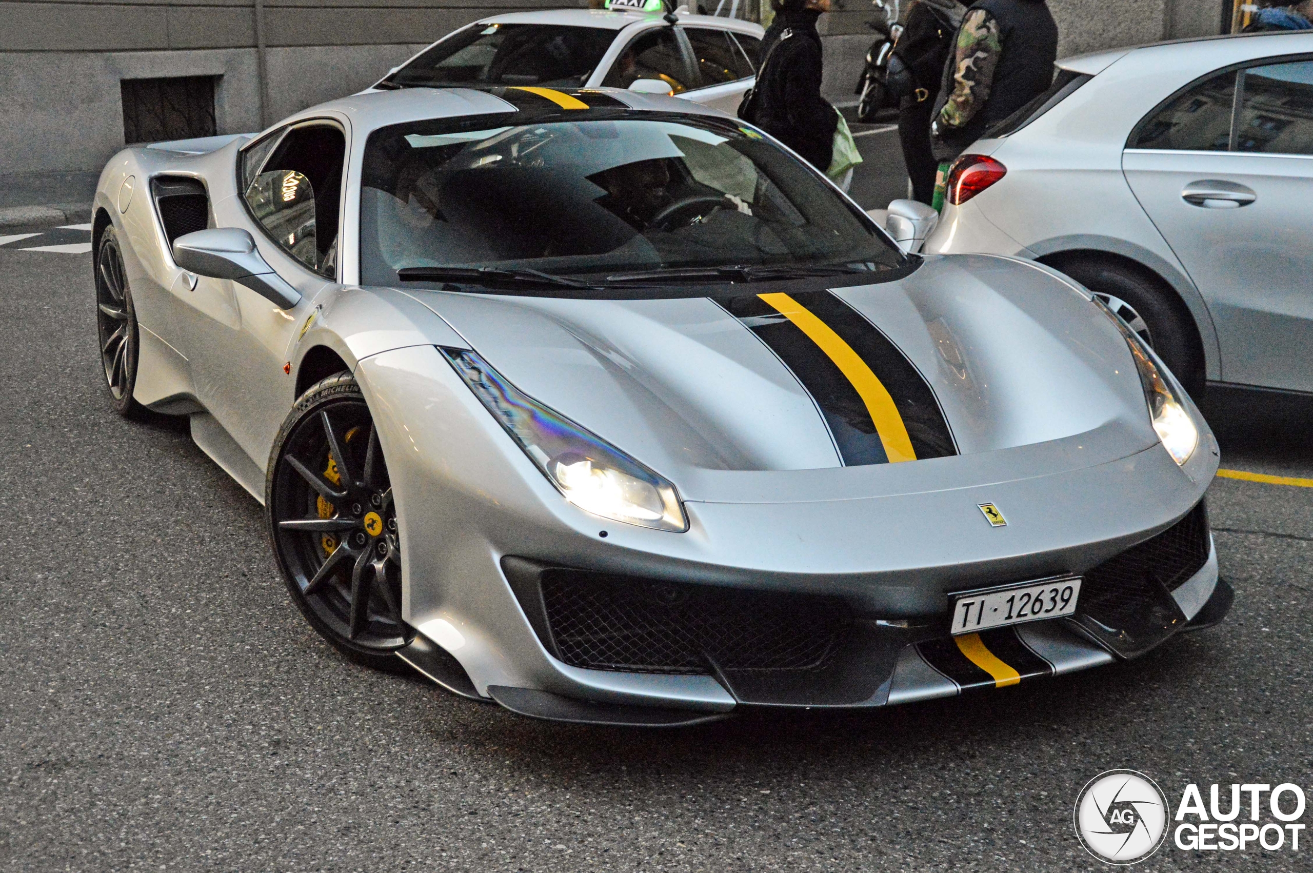 Ferrari 488 Pista