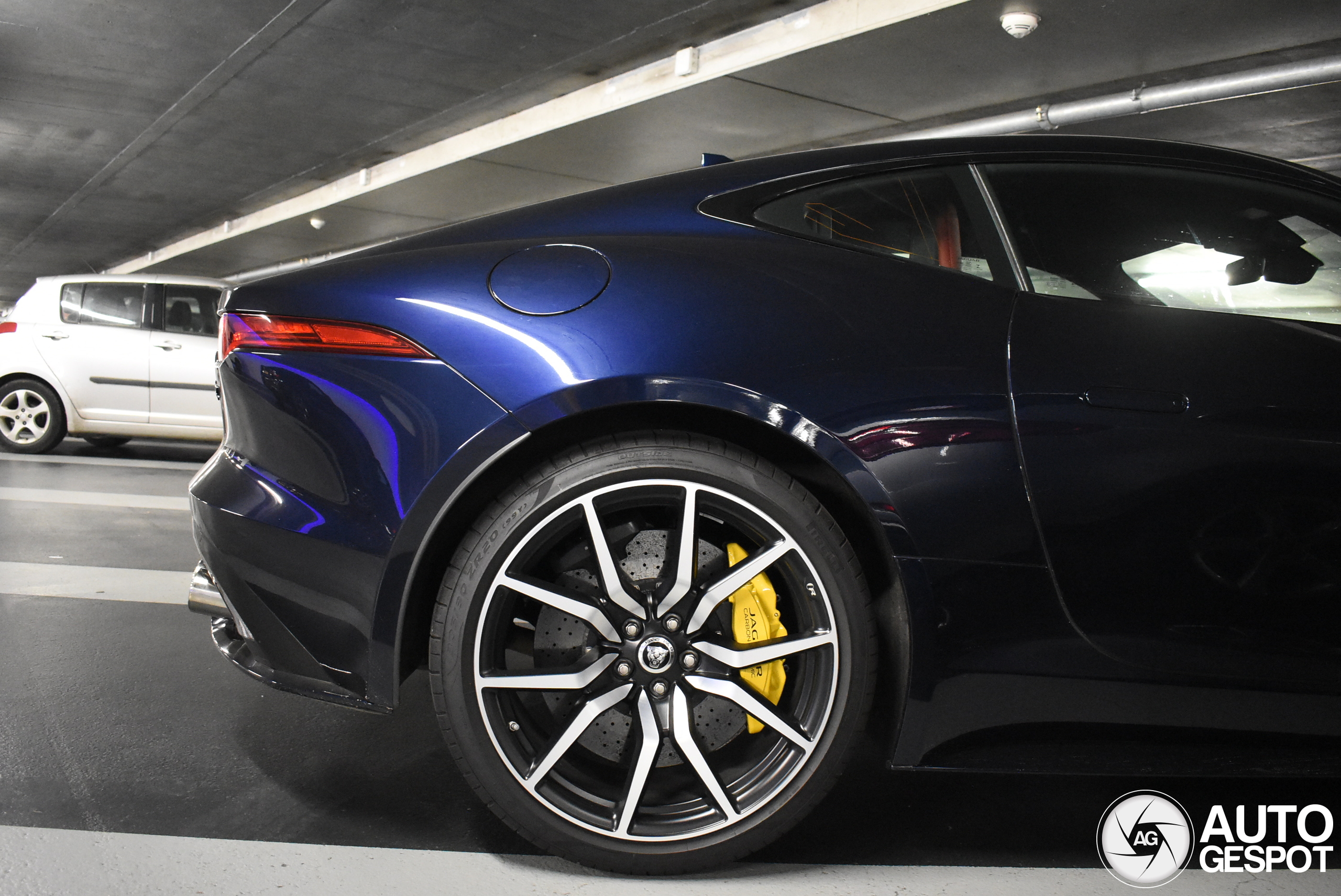 Jaguar F-TYPE R75 Coupé