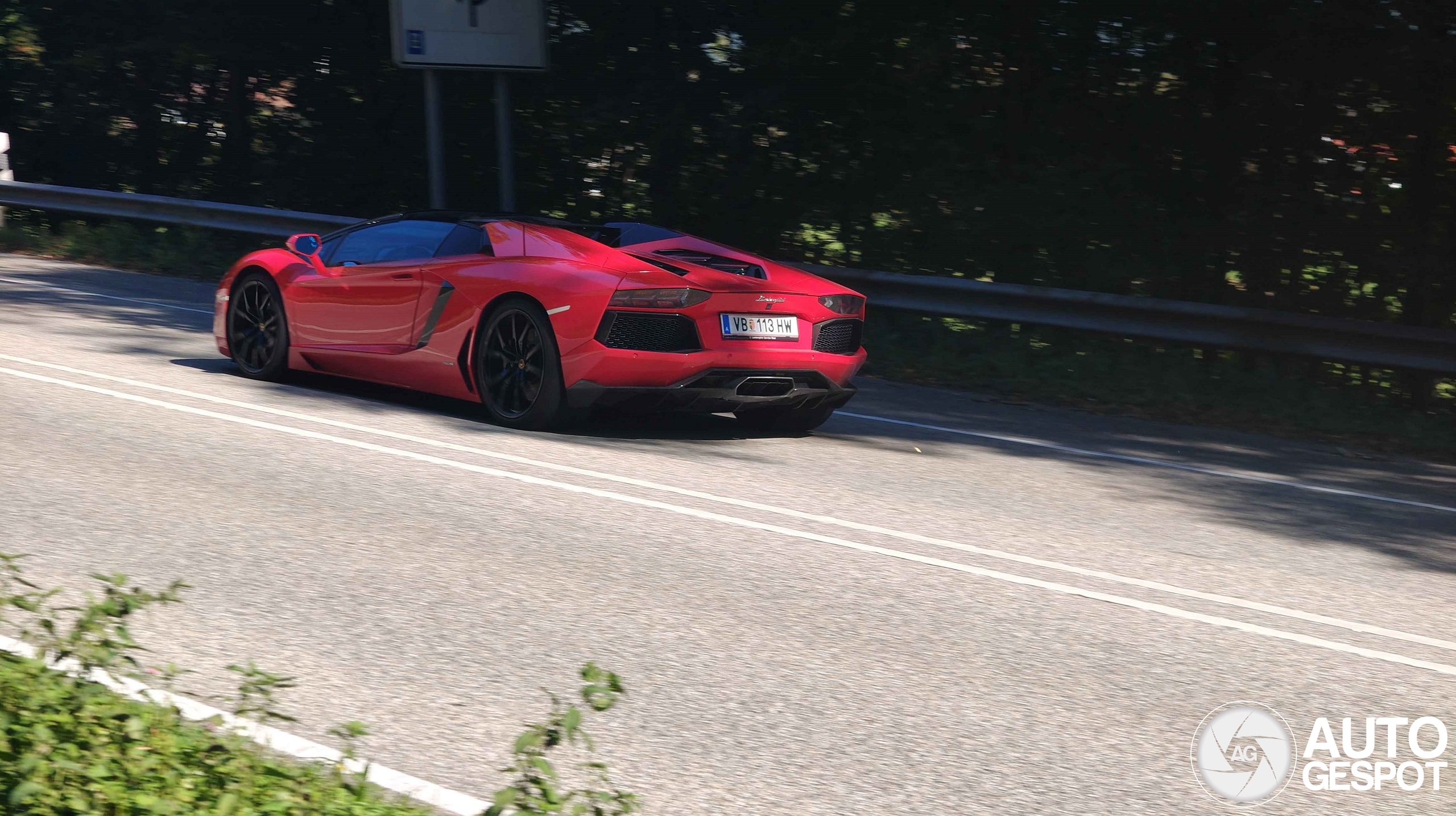 Lamborghini Aventador LP700-4 Roadster