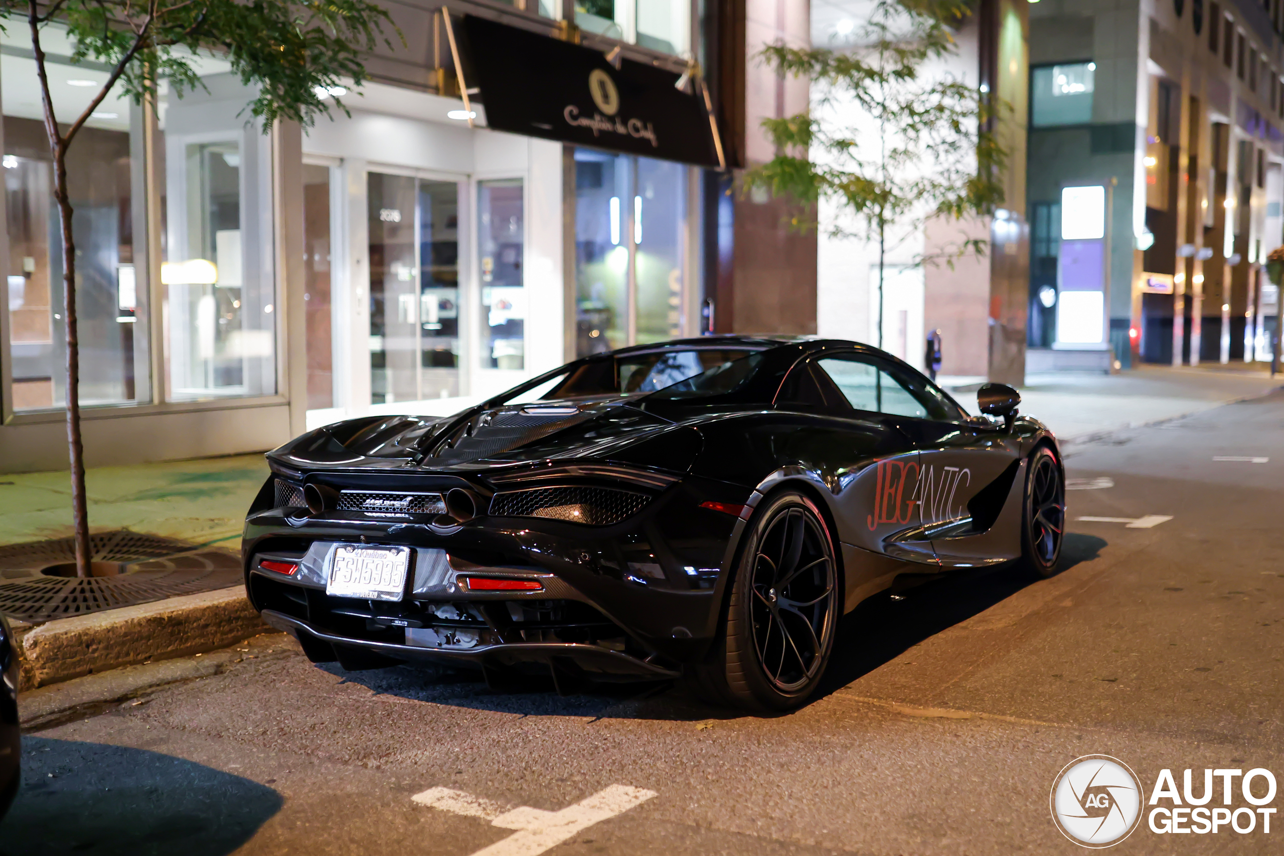 McLaren 720S Spider