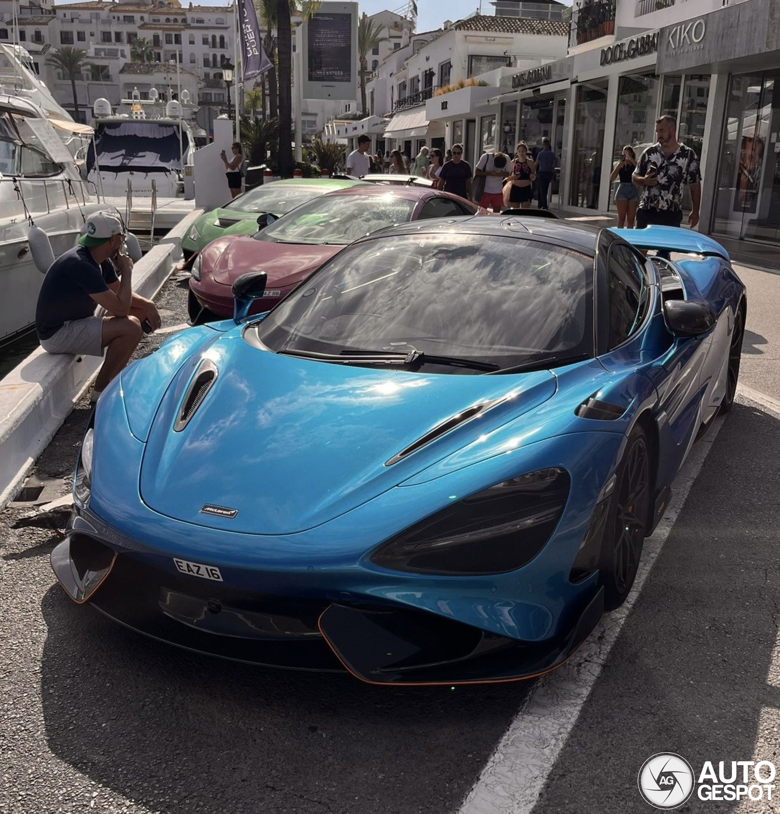 McLaren 765LT