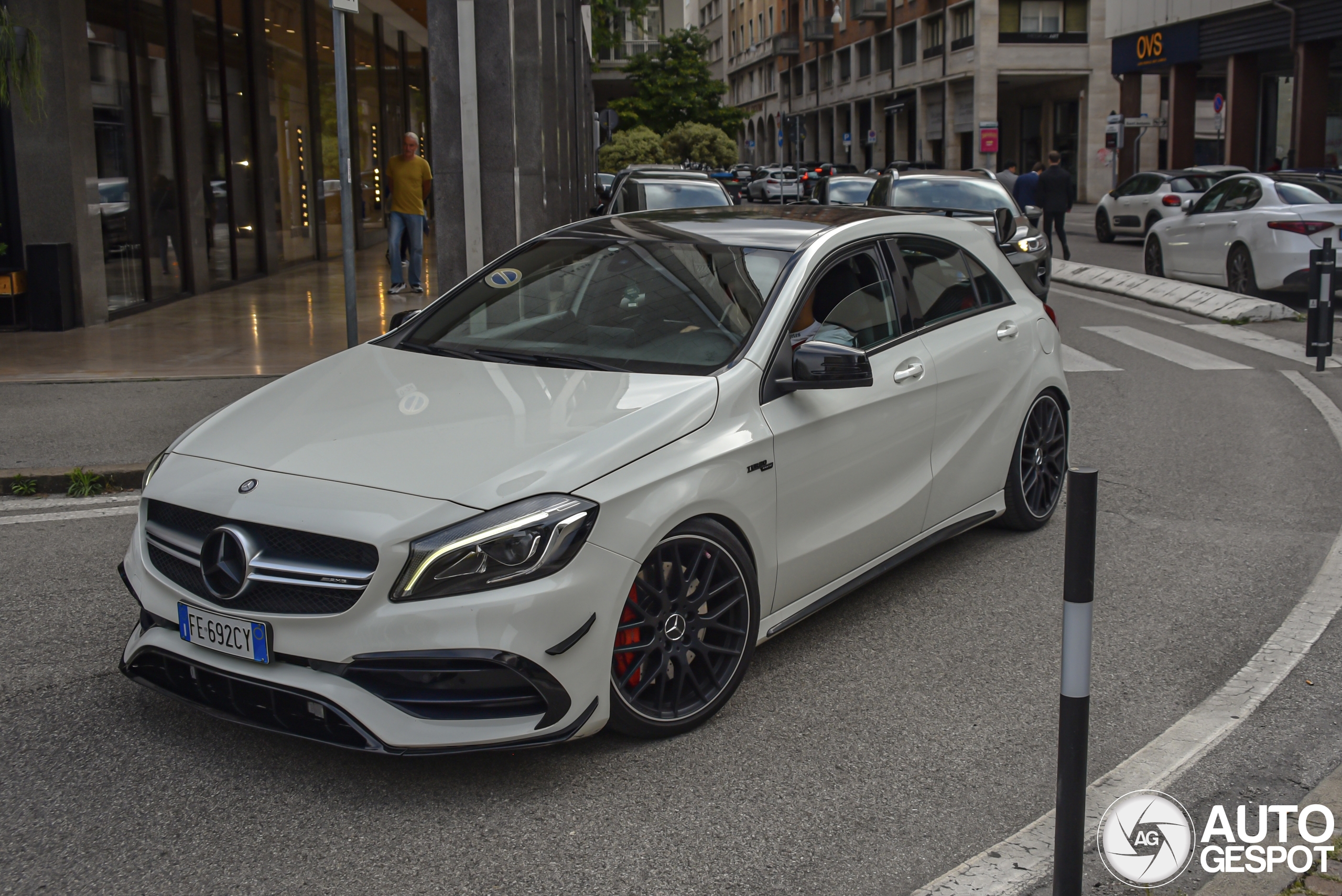 Mercedes-AMG A 45 W176 2015