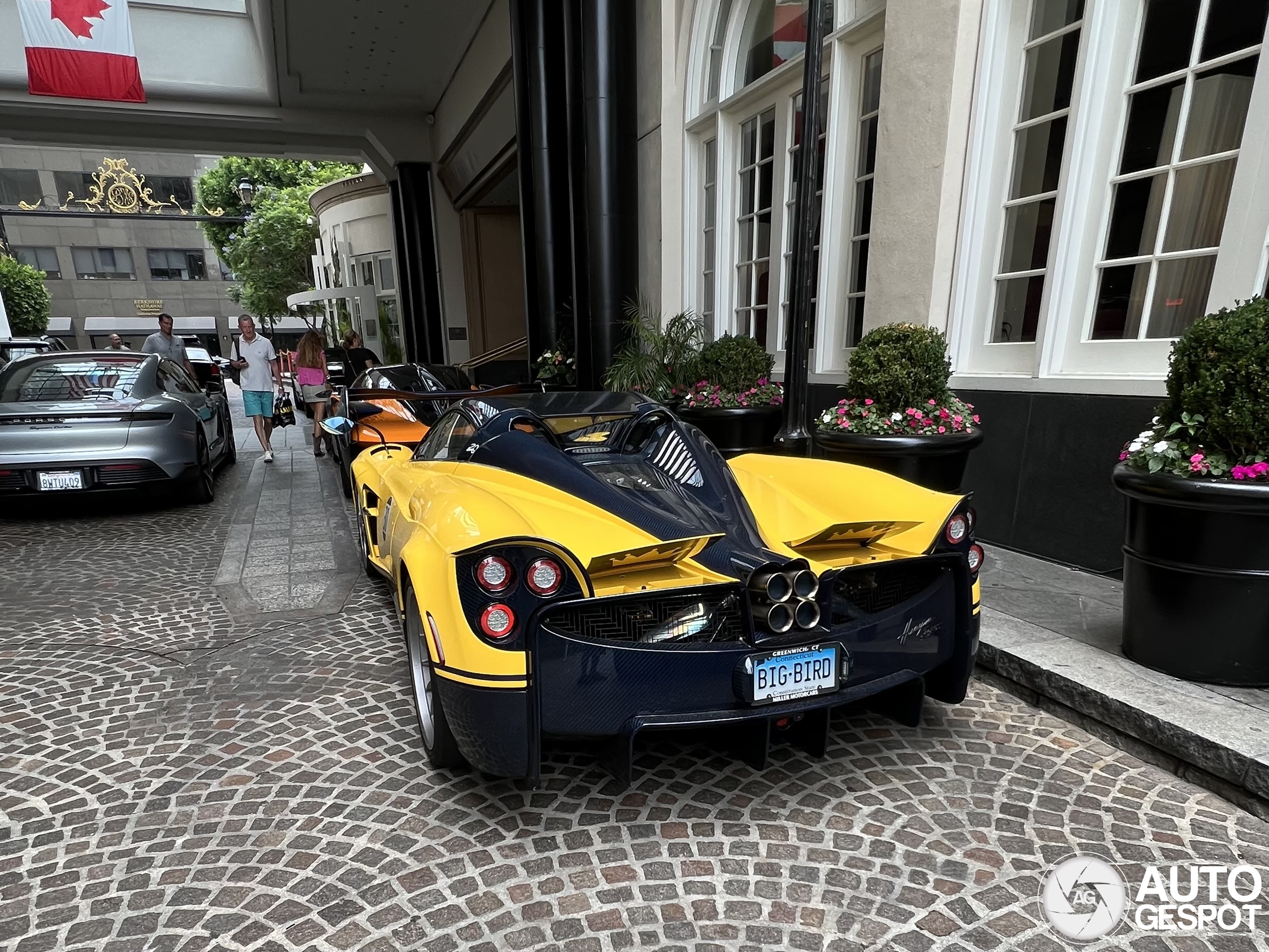 Pagani Huayra Roadster