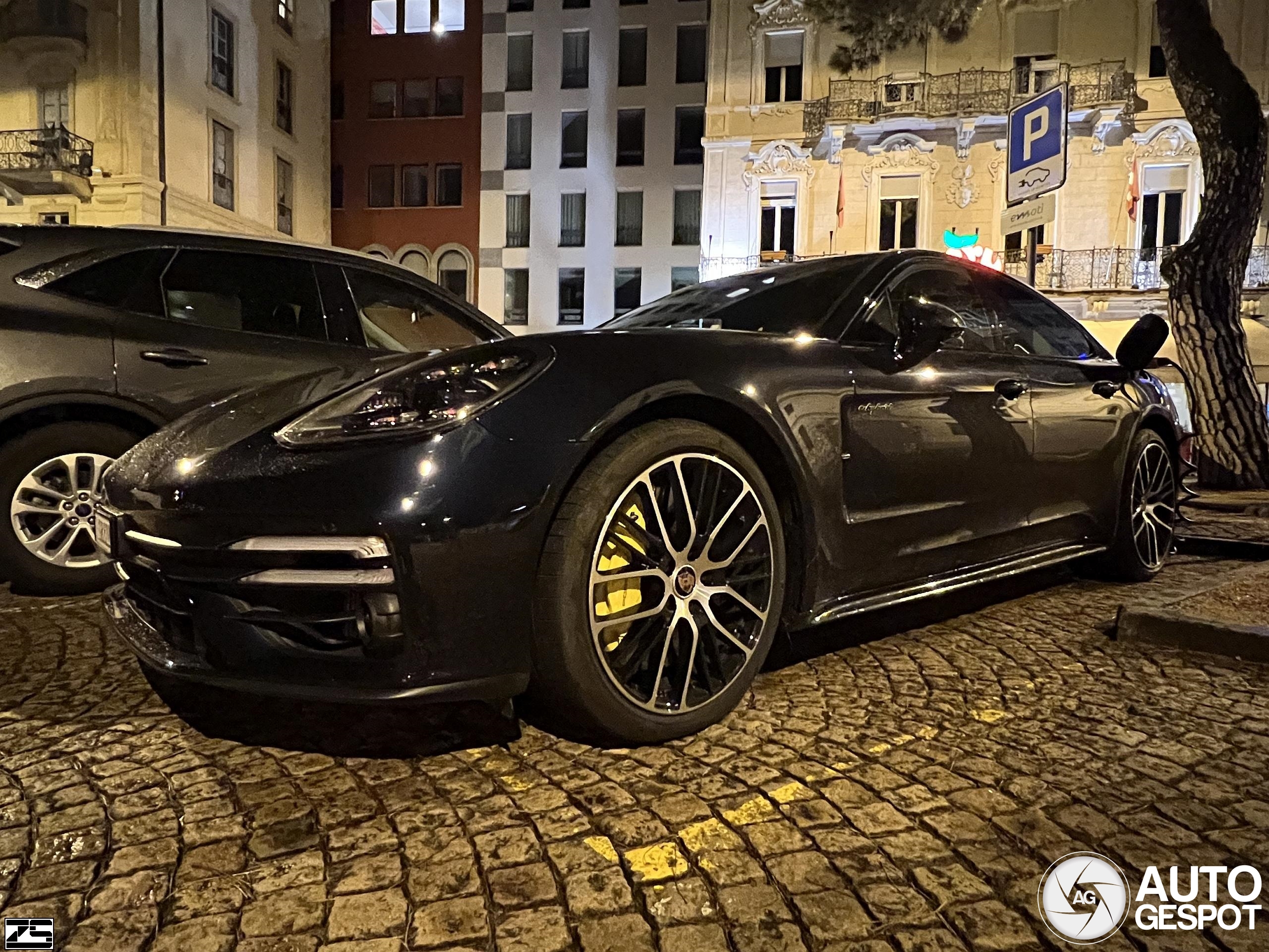 Porsche 971 Panamera Turbo S E-Hybrid