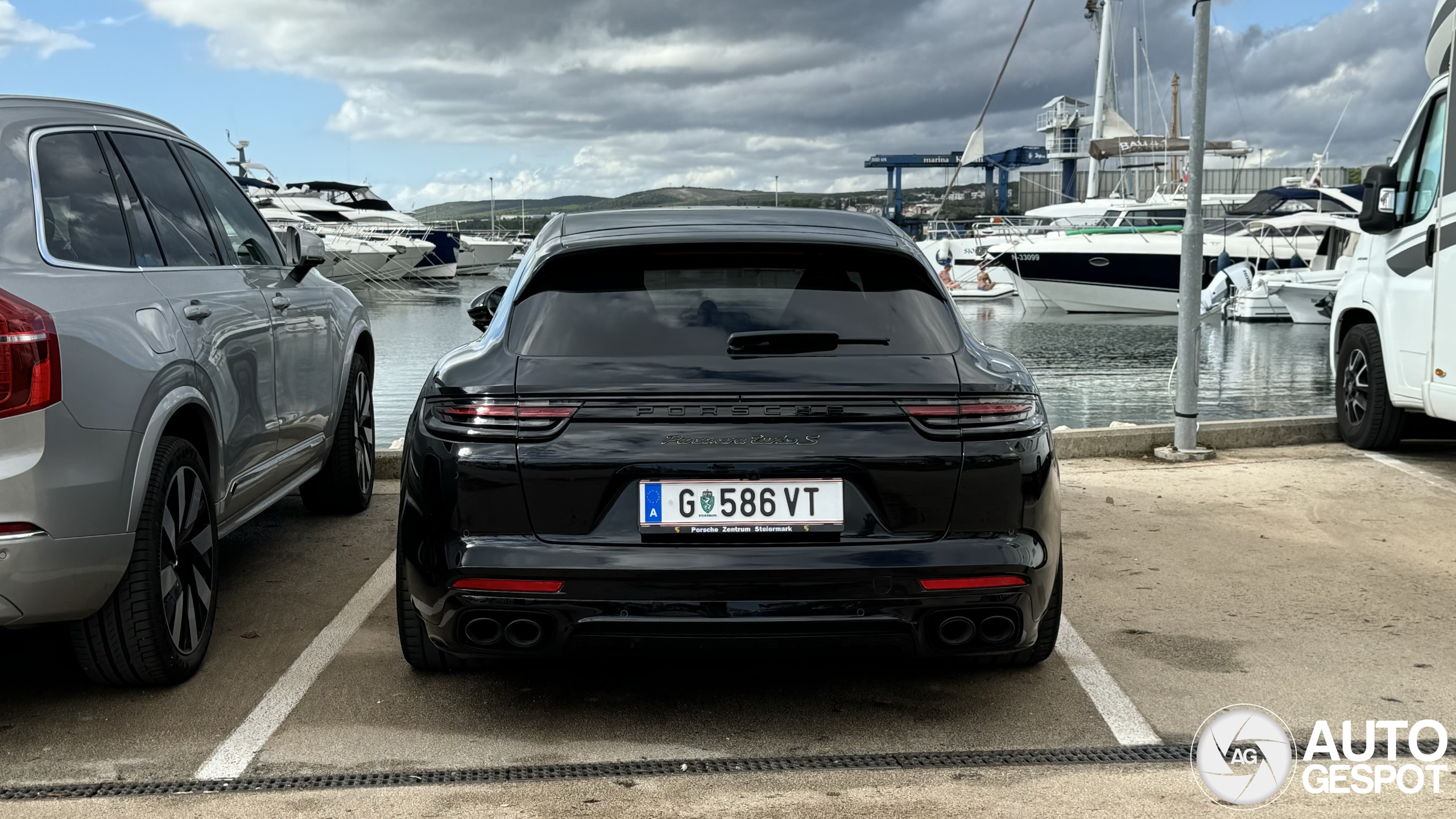 Porsche 971 Panamera Turbo S E-Hybrid Sport Turismo