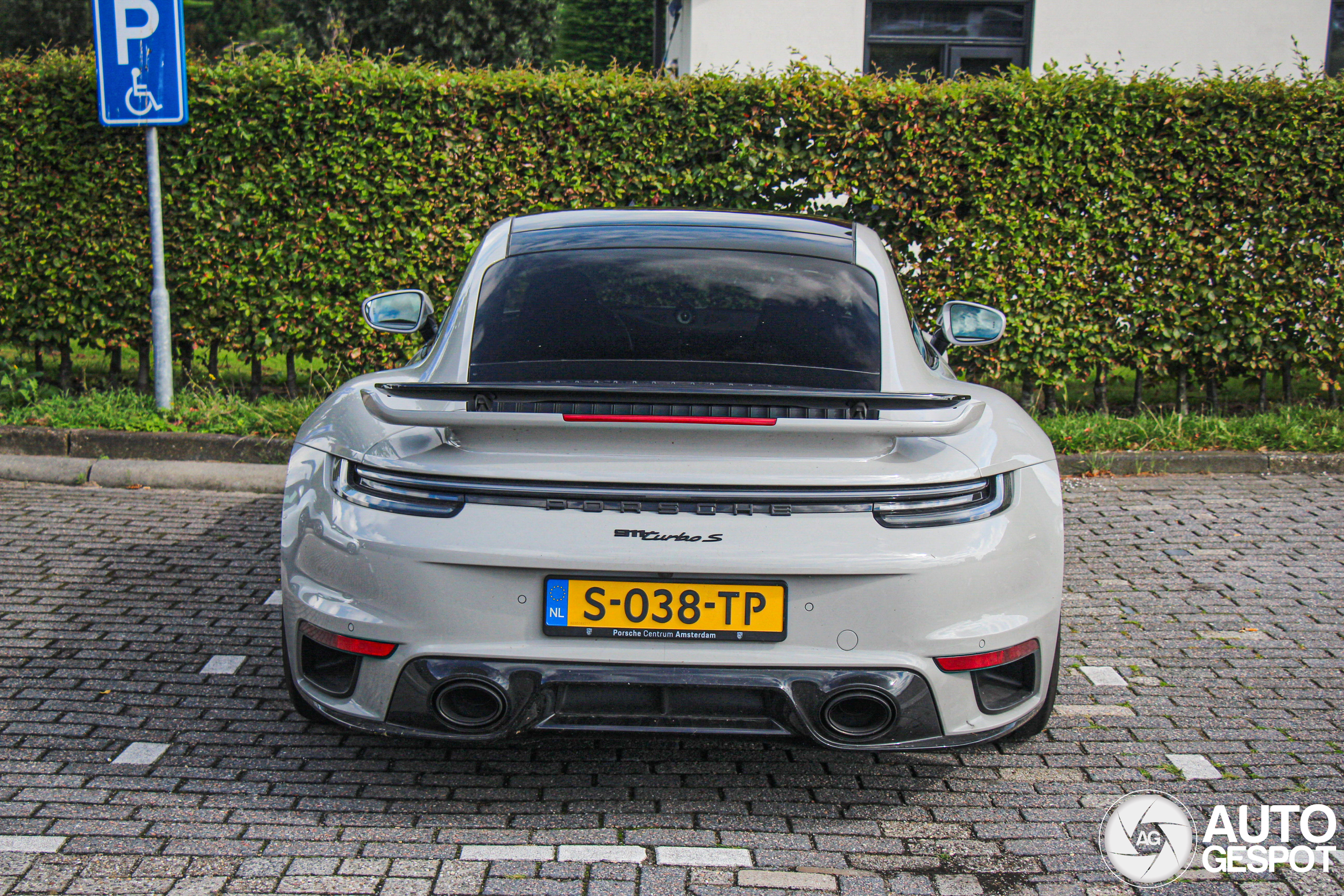 Porsche 992 Turbo S