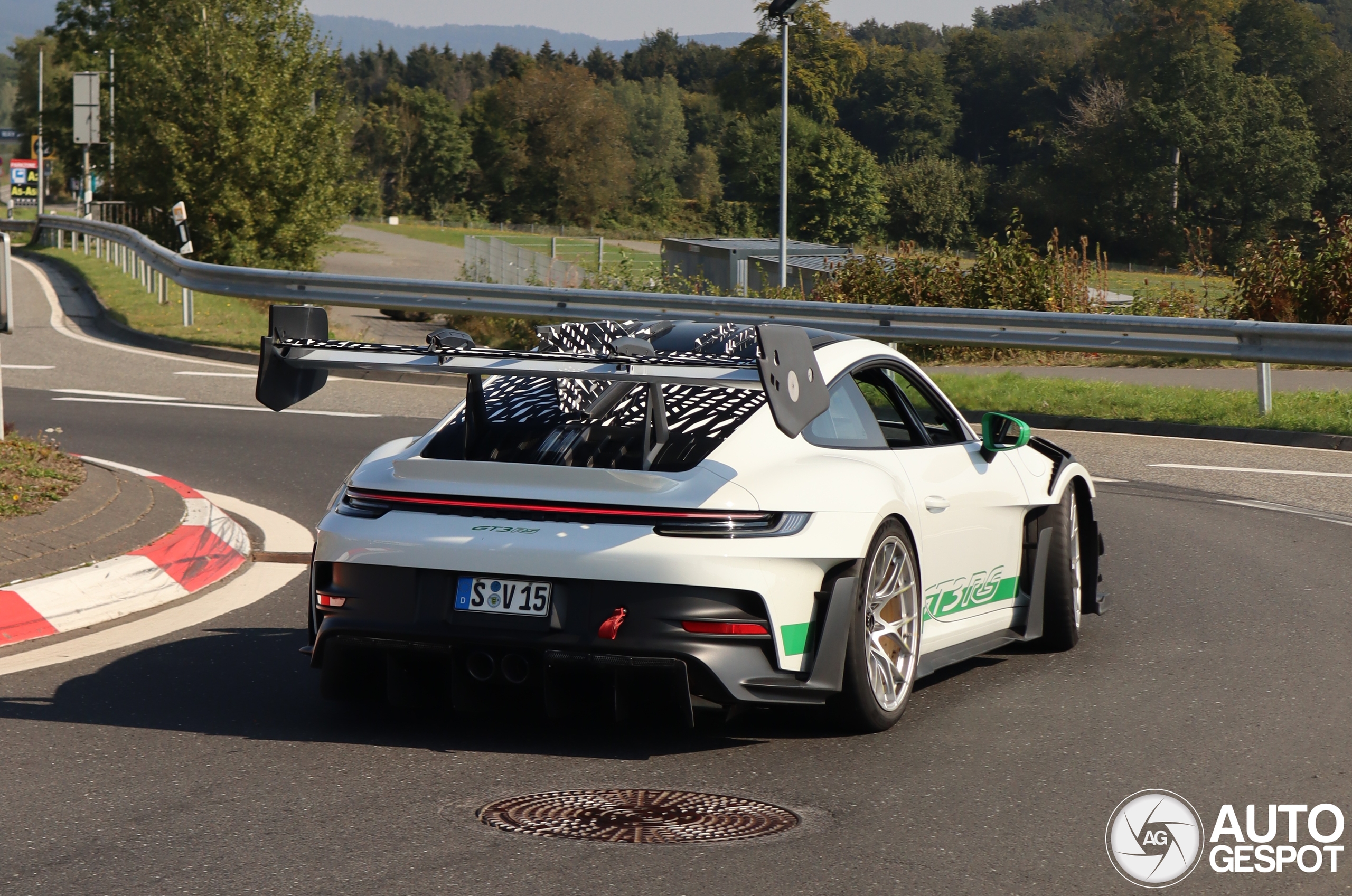 Bigger wing, bigger thrills: Manthey Racing takes the GT3 RS to the next level