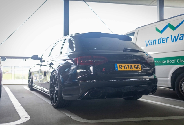 Audi RS4 Avant B8