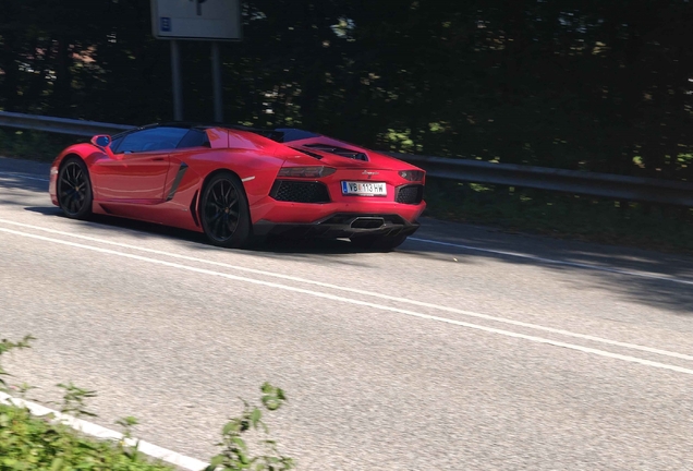 Lamborghini Aventador LP700-4 Roadster