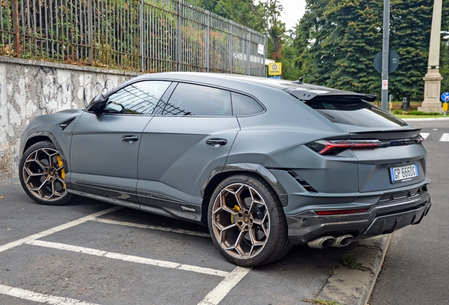 Lamborghini Urus Performante