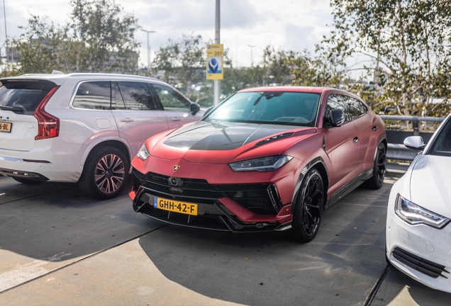 Lamborghini Urus Performante