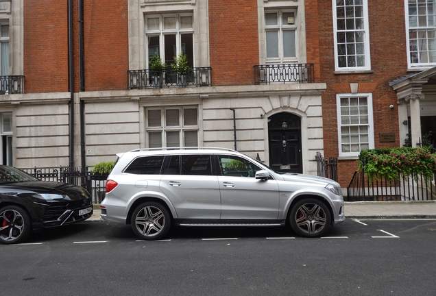 Mercedes-Benz GL 63 AMG X166