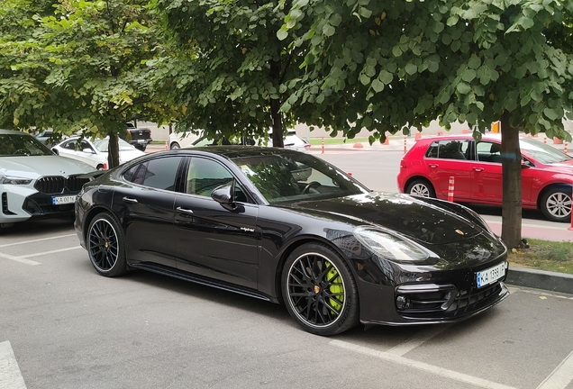 Porsche 971 Panamera Turbo S E-Hybrid