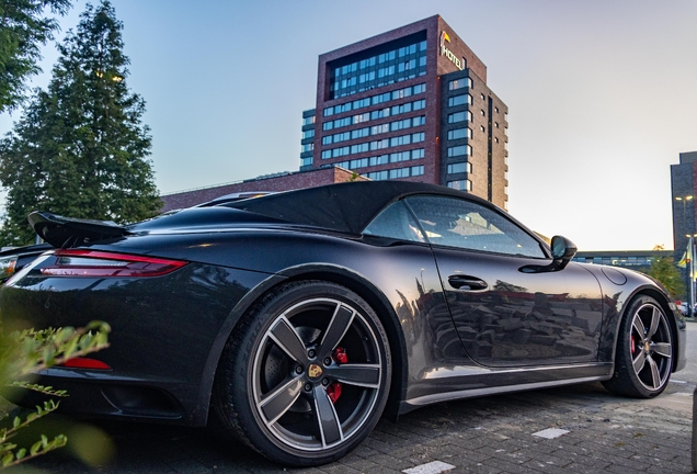 Porsche 991 Carrera 4S Cabriolet MkII