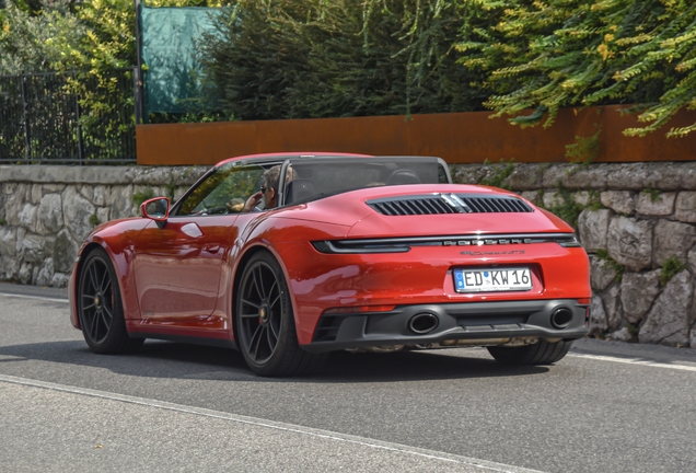 Porsche 992 Carrera 4 GTS Cabriolet