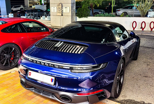 Porsche 992 Targa 4 GTS