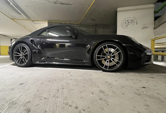 Porsche 992 Turbo Cabriolet