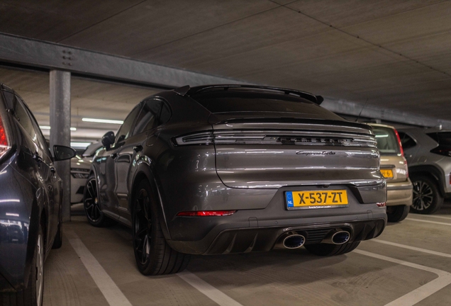 Porsche Cayenne Coupé Turbo E-Hybrid