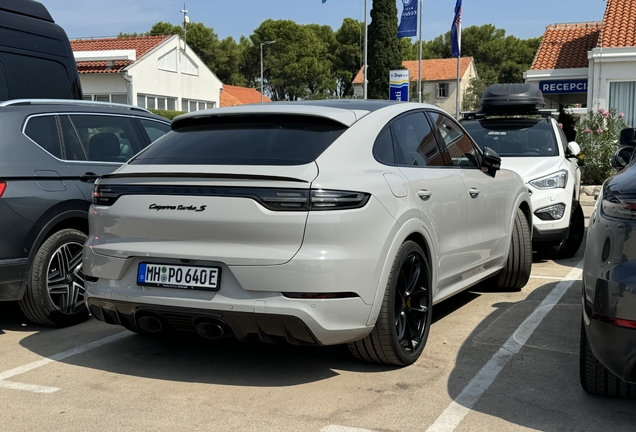 Porsche Cayenne Coupé Turbo S E-Hybrid