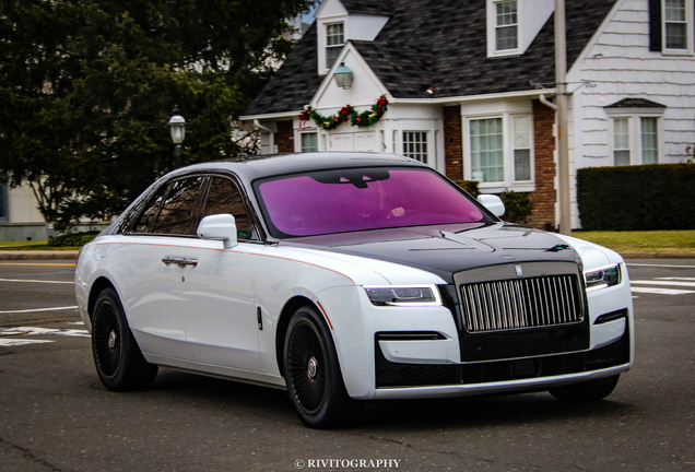 Rolls-Royce Ghost Series II Black Badge