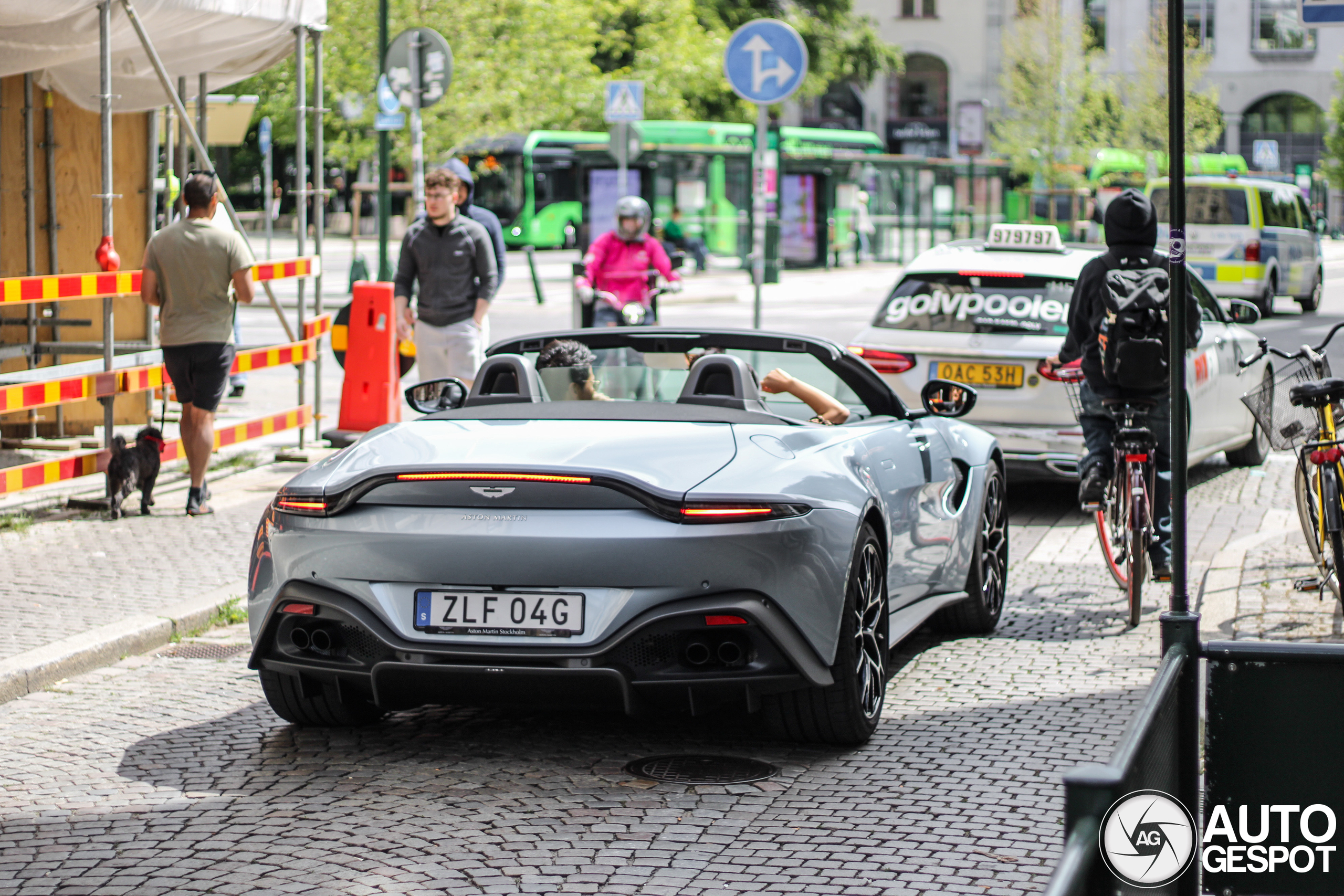 Aston Martin V8 Vantage Roadster 2020