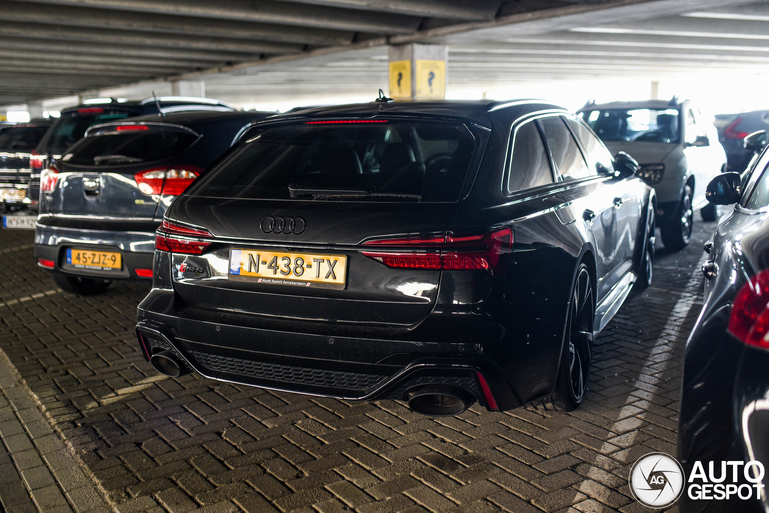 Audi RS6 Avant C8