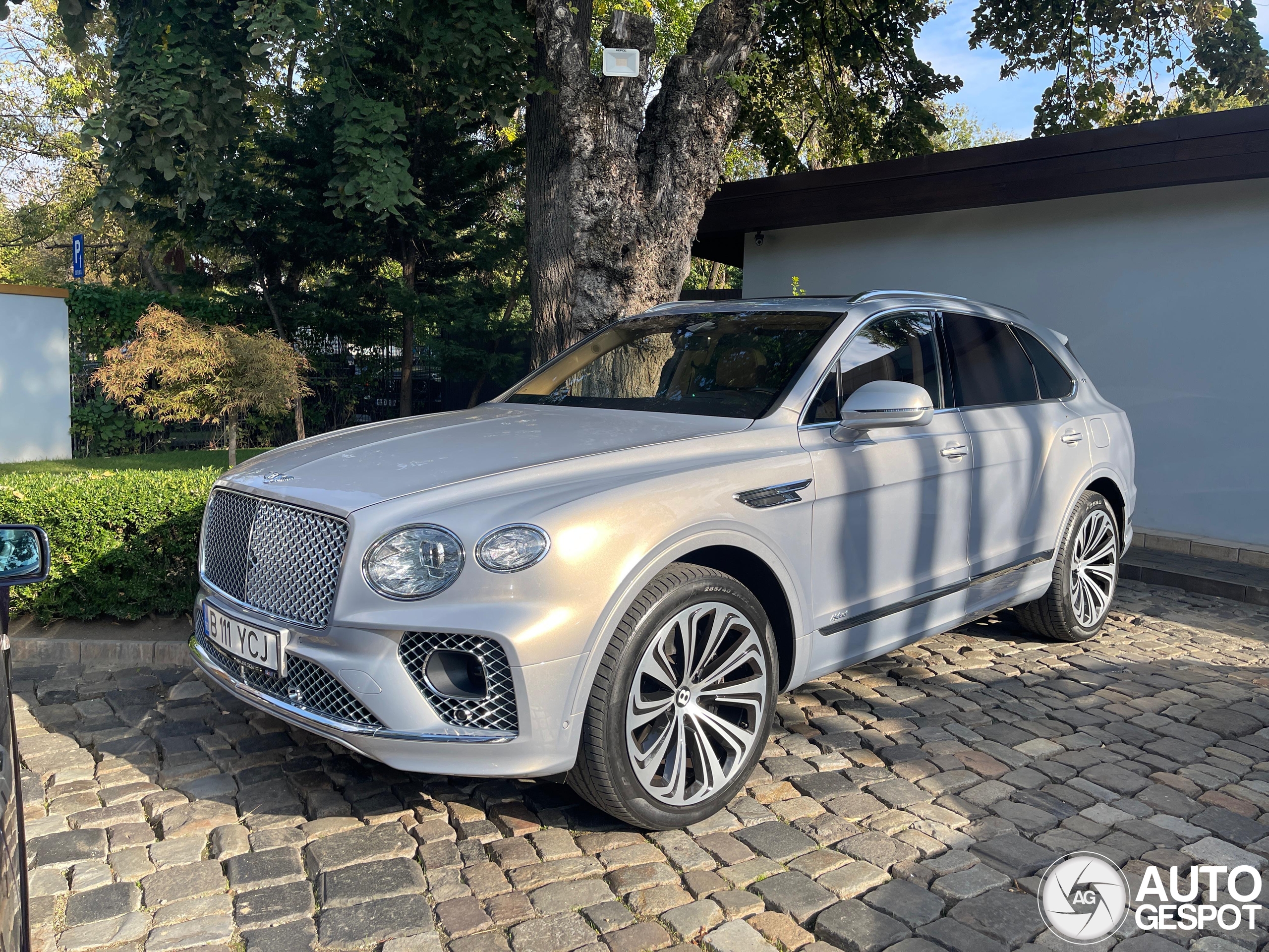 Bentley Bentayga Hybrid 2021 First Edition