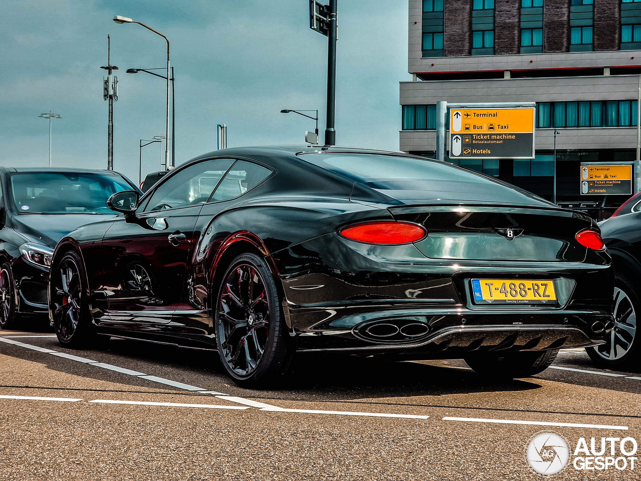 Bentley Continental GT V8 S 2023