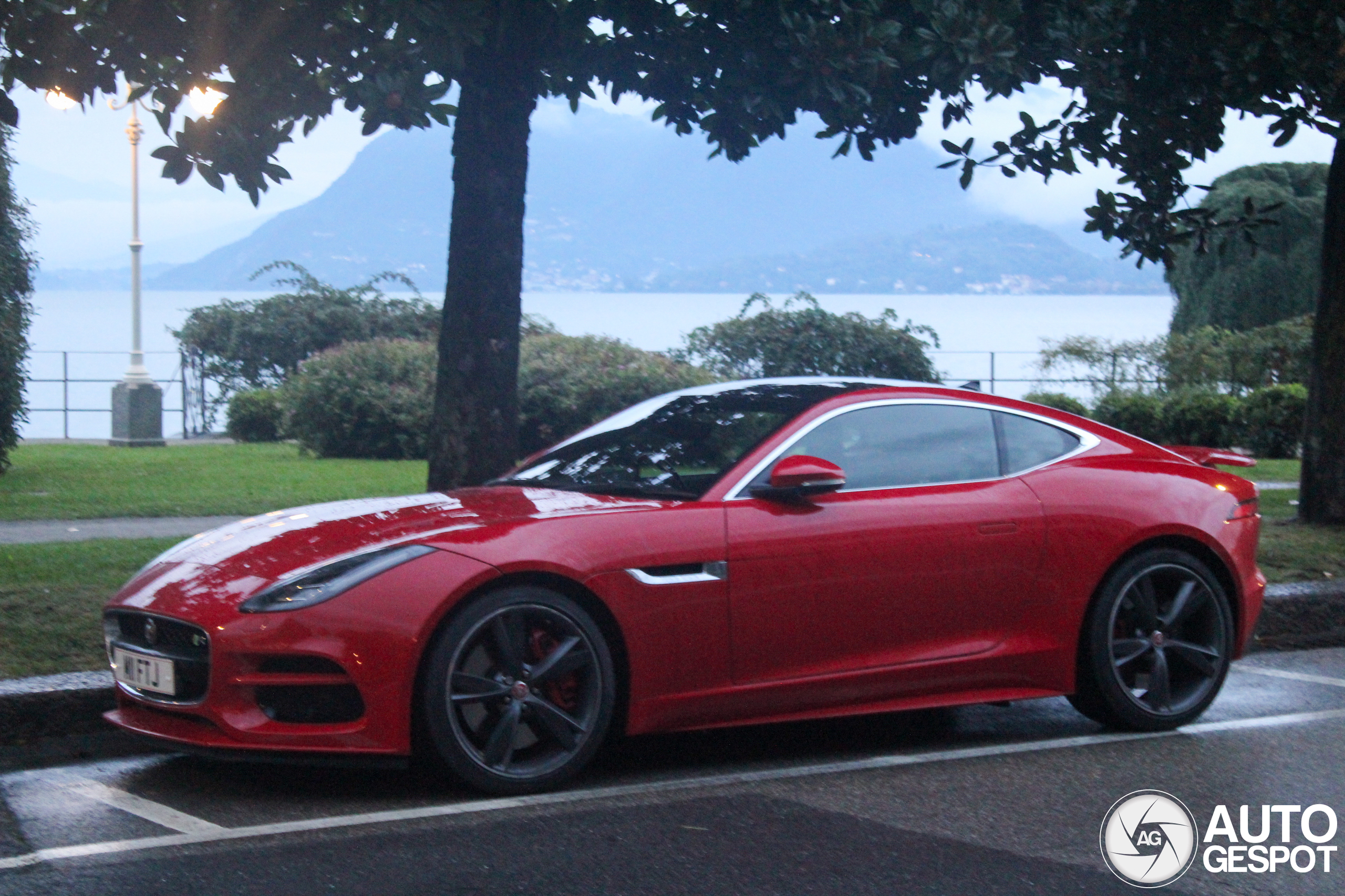 Jaguar F-TYPE R AWD Coupé