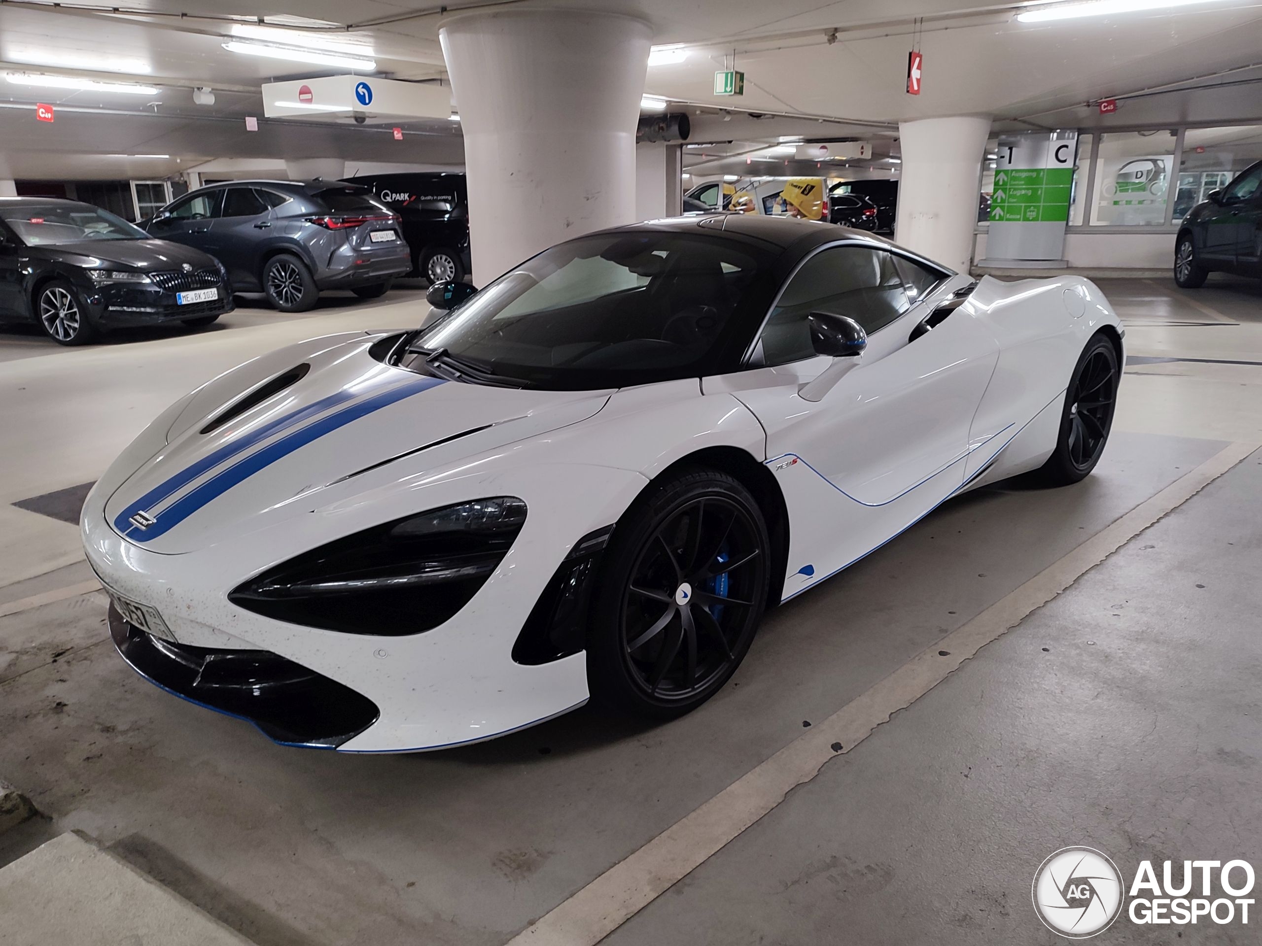 McLaren 720S