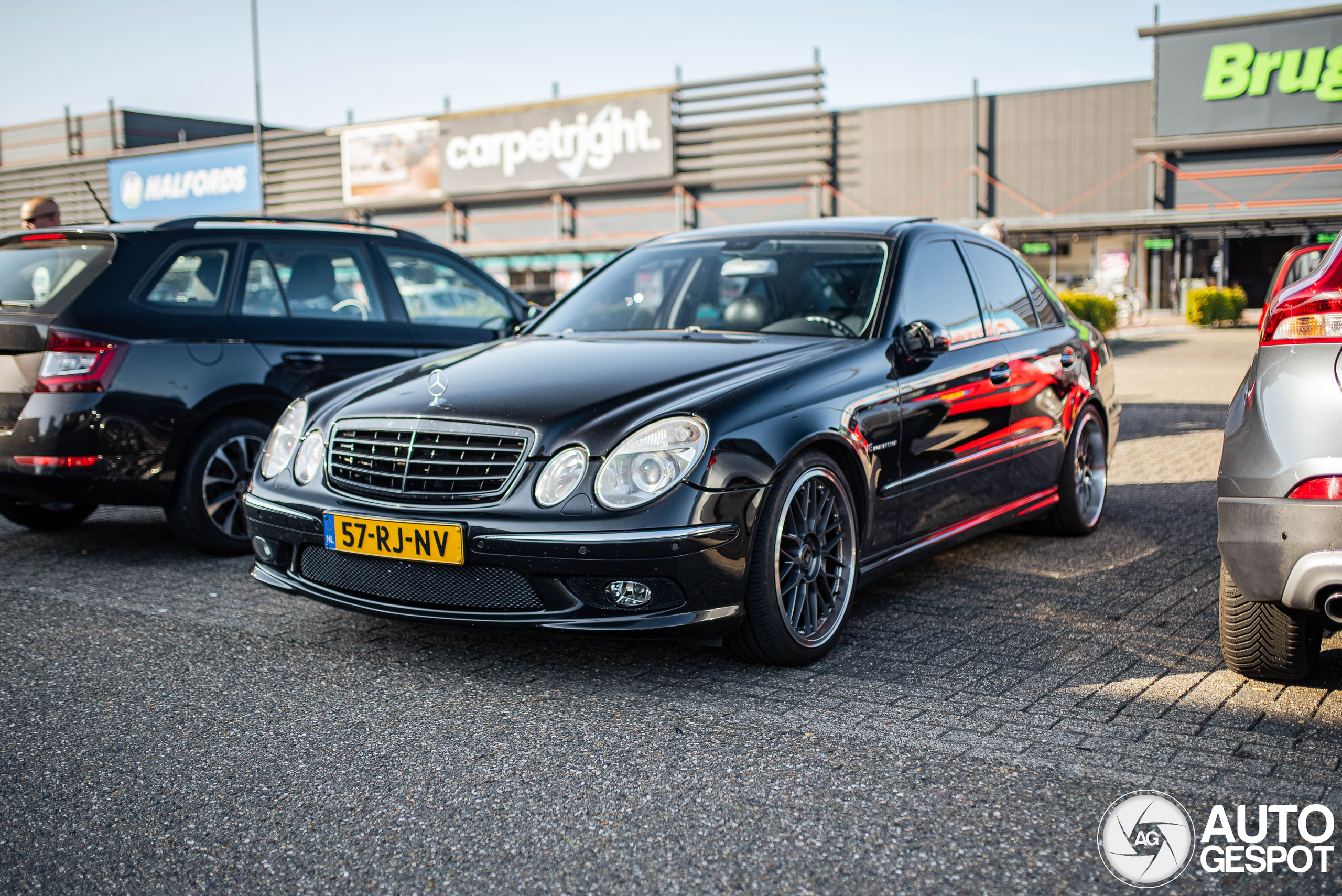 Mercedes-Benz E 55 AMG