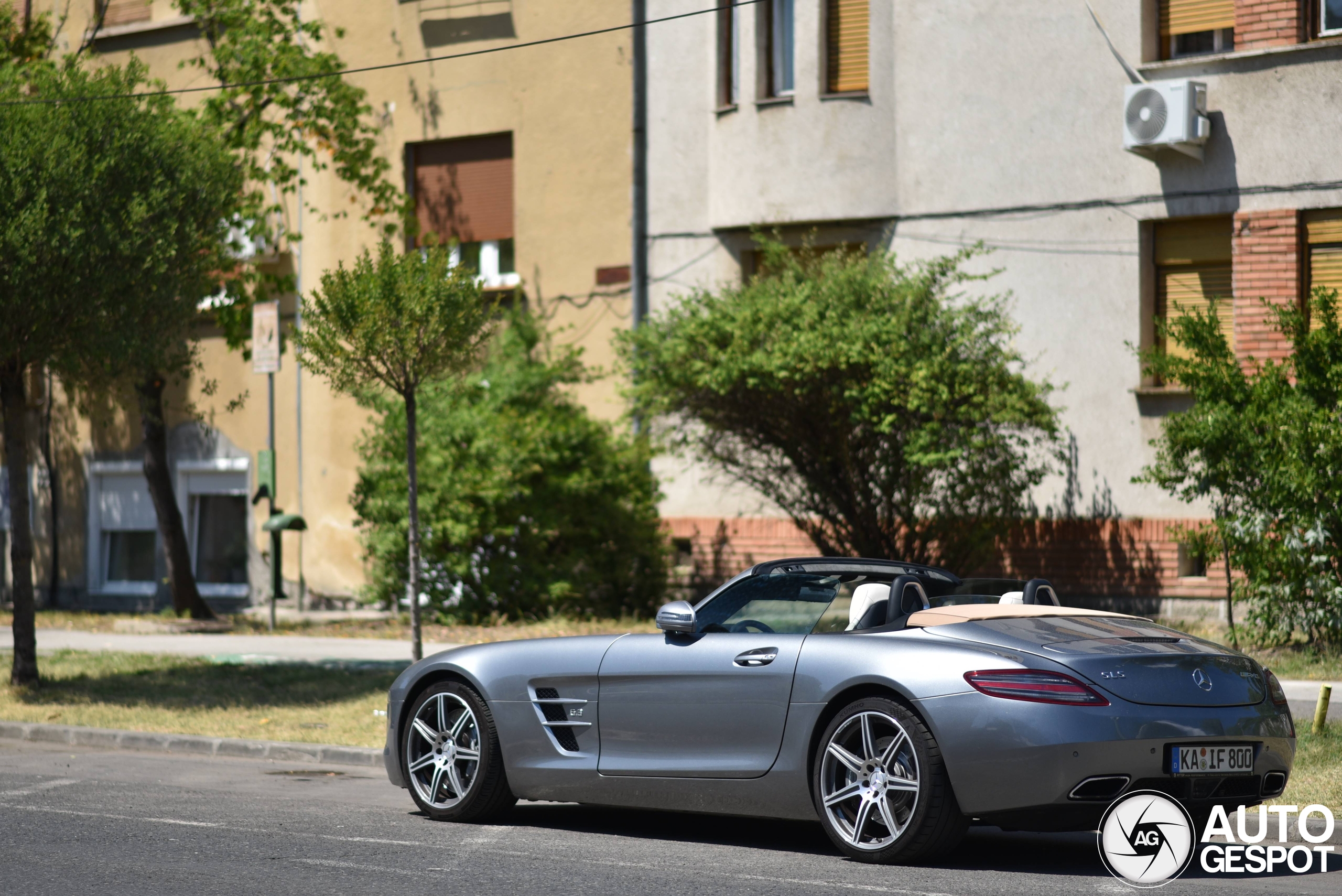 Mercedes-Benz SLS AMG Roadster