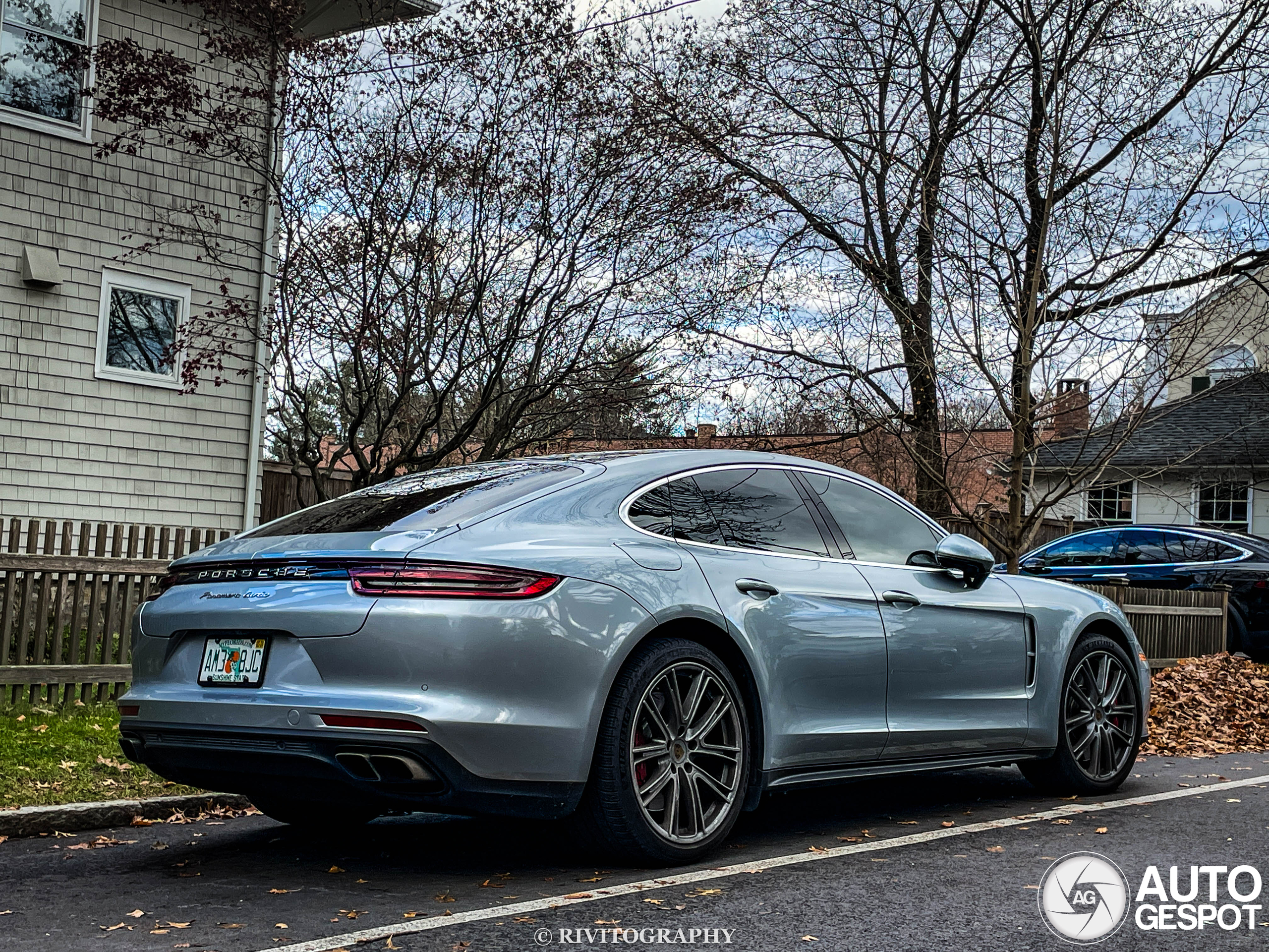 Porsche 971 Panamera Turbo