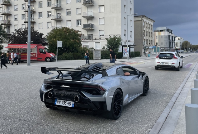 Lamborghini Huracán LP640-2 STO