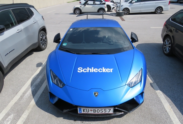 Lamborghini Huracán LP640-4 Performante