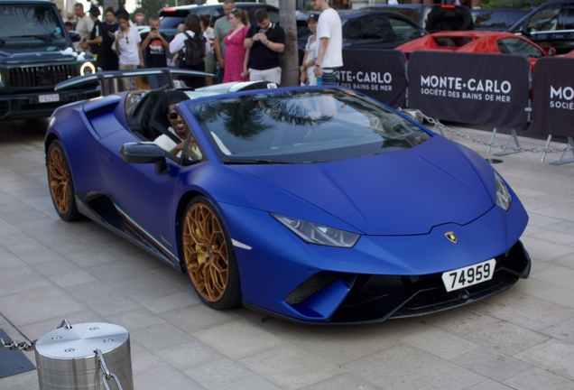 Lamborghini Huracán LP640-4 Performante Spyder