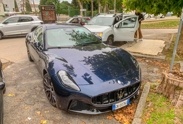 Maserati GranTurismo Modena 2023