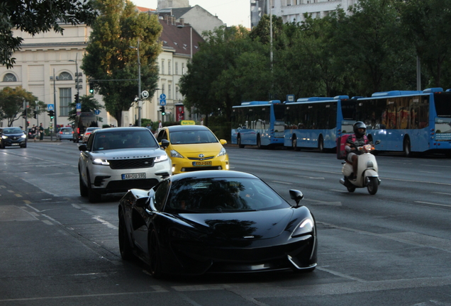 McLaren 570S