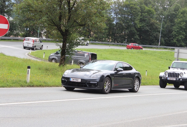 Porsche 971 Panamera Turbo