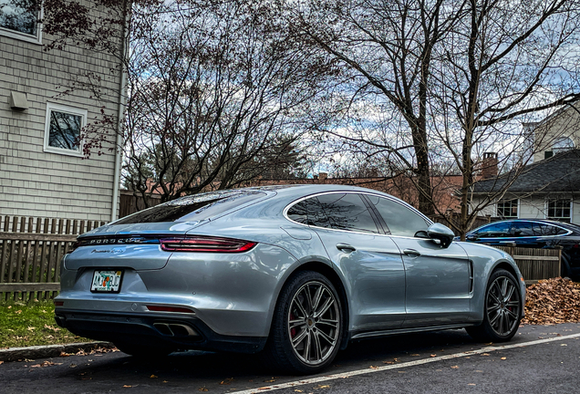 Porsche 971 Panamera Turbo