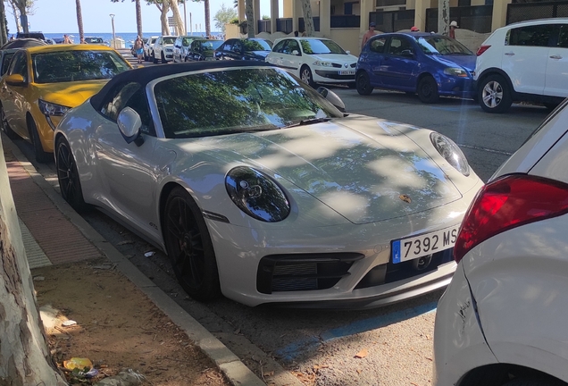 Porsche 992 Carrera 4 GTS Cabriolet