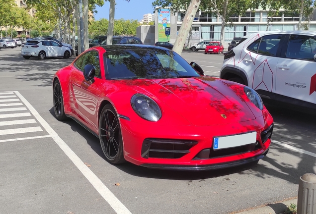 Porsche 992 Carrera GTS