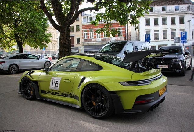 Porsche 992 GT3 RS Weissach Package