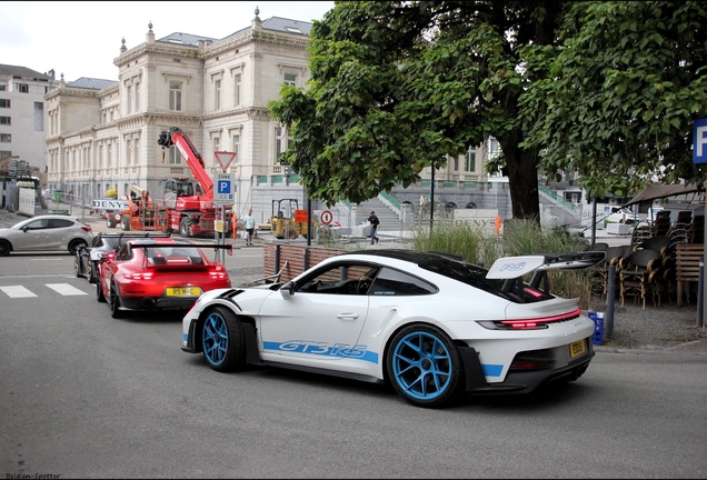 Porsche 992 GT3 RS Weissach Package