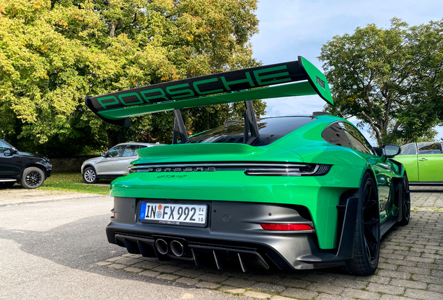 Porsche 992 GT3 RS Weissach Package