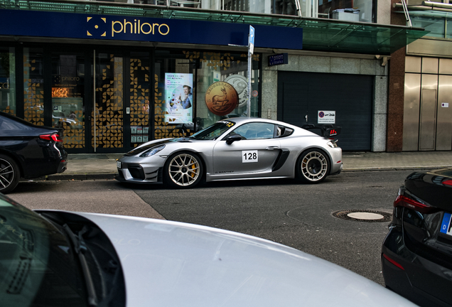 Porsche Manthey Racing 718 Cayman GT4 RS Weissach Package